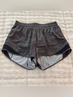 Lululemon Hotty Hot 4” short